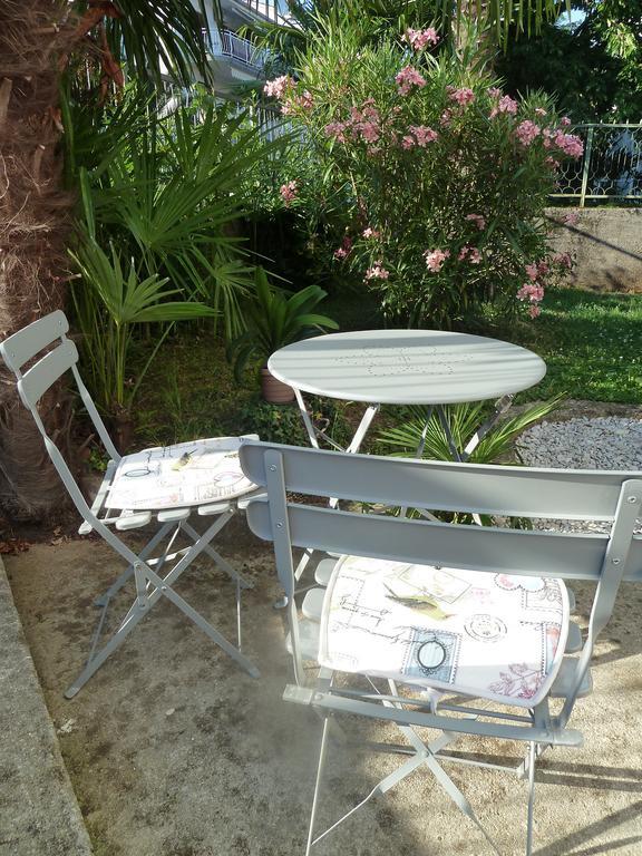 Rose Apartments Ičići Szoba fotó